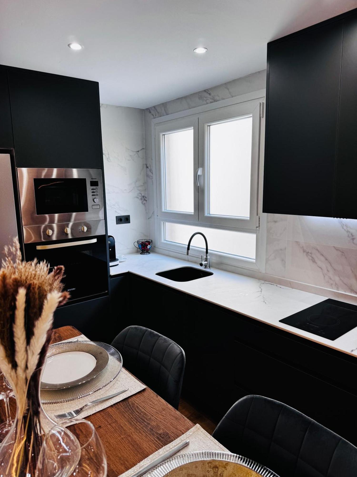 La Plaza Del Pilar Apartment Zaragoza Bagian luar foto